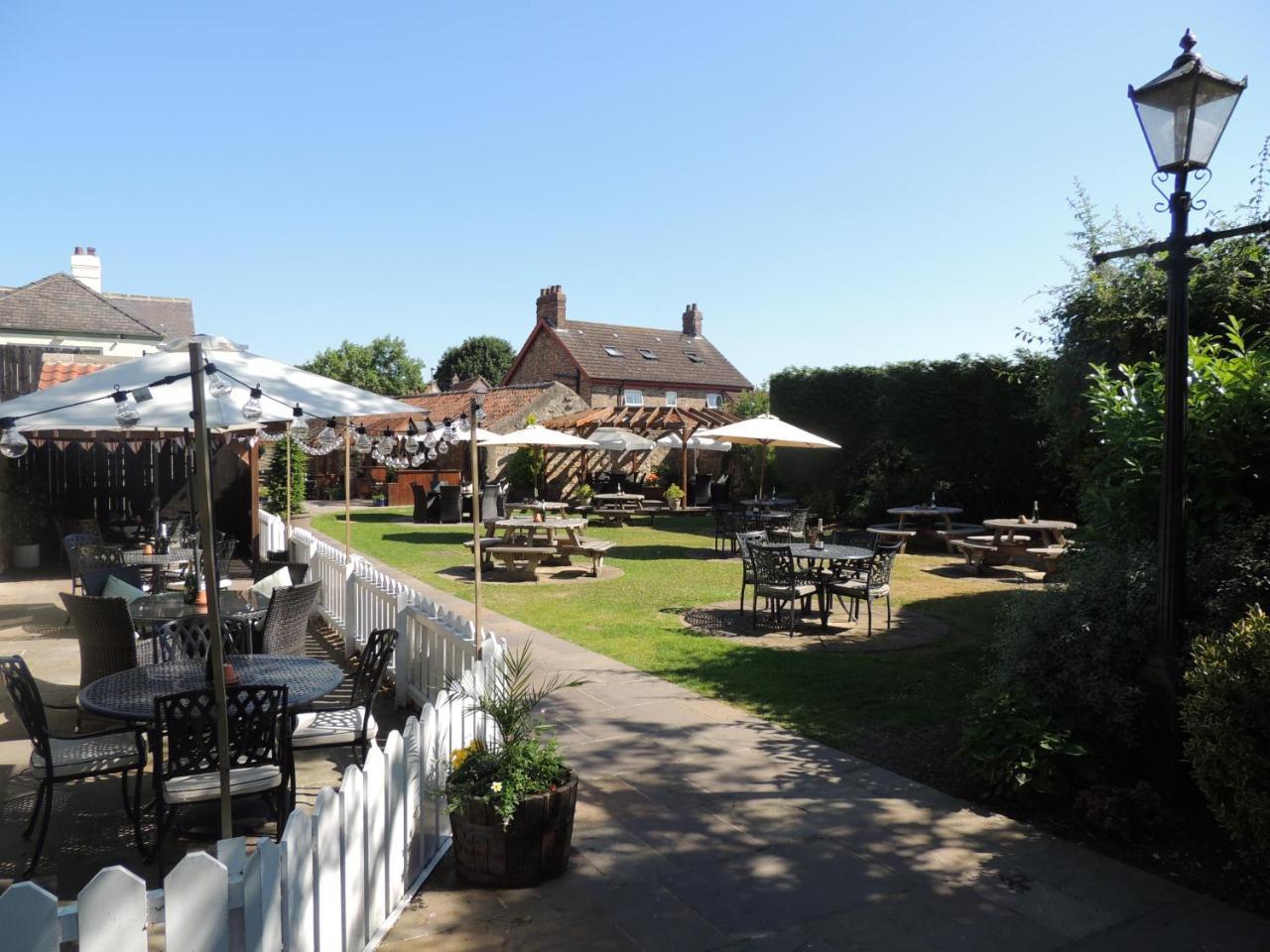 The Angel At Topcliffe ภายนอก รูปภาพ